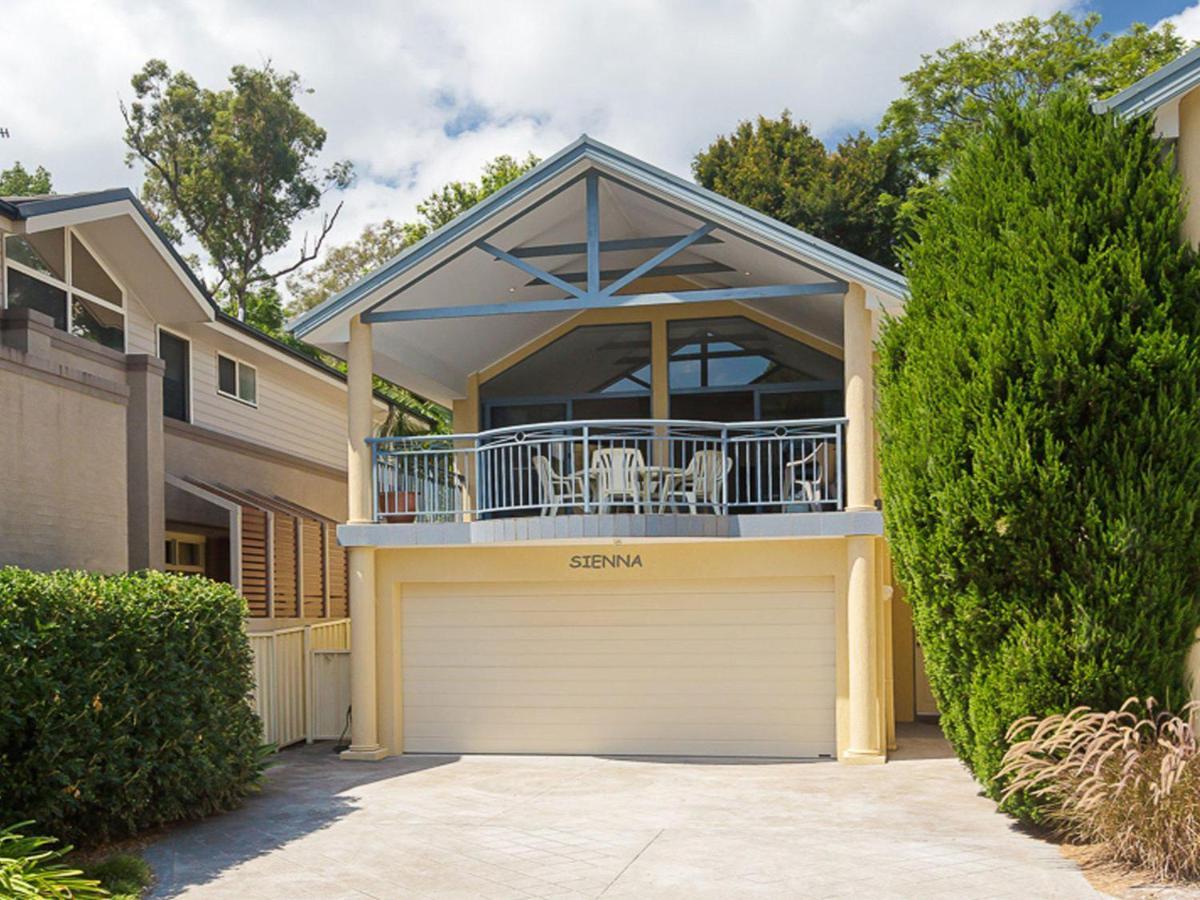 Villa Sienna, 27A Christmas Bush Avenue - Duplex With Aircon, Wi-Fi And Close To Dutchie'S Beach Nelson Bay Exterior foto